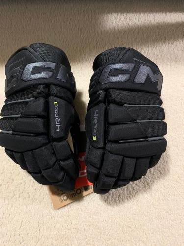 New CCM 14" Tacks 4R Pro3 Gloves