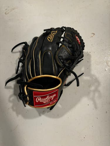 2022 Right Hand Throw Rawlings Pitcher's R9 Baseball Glove 12"