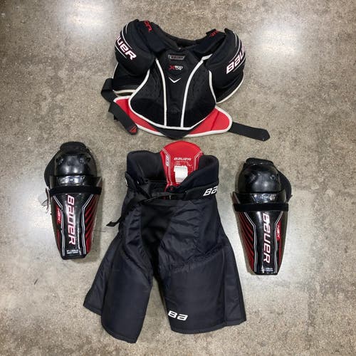 Used Junior Bauer Hockey Starter Kit (Shoulders, Pants, Shins)