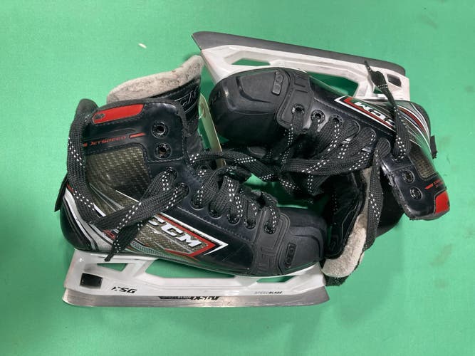 Used Junior CCM Jetspeed FT460 Hockey Goalie Skates Size 3.5