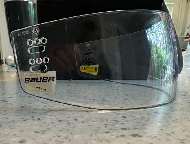 Used Bauer HDO Pro Straight Cut Visor Visor