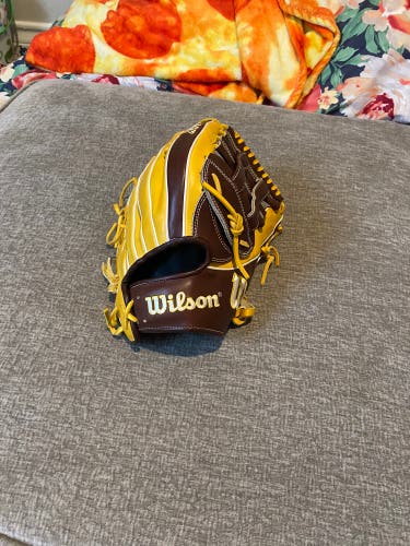 Juan Soto 2k Game Wilson Baseball Glove