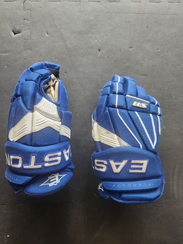 Easton s11 hockey gloves