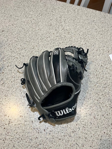 Wilson A2K Almost New