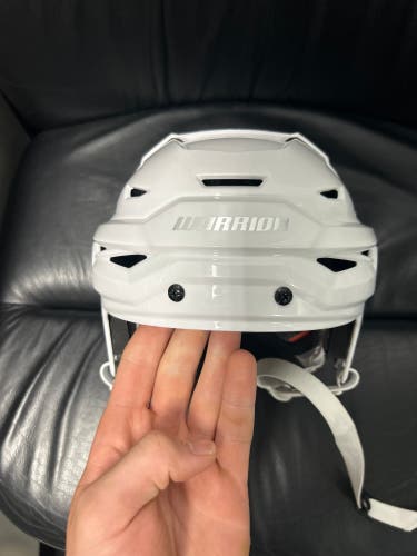 New Medium Warrior Covert CF 100 Helmet