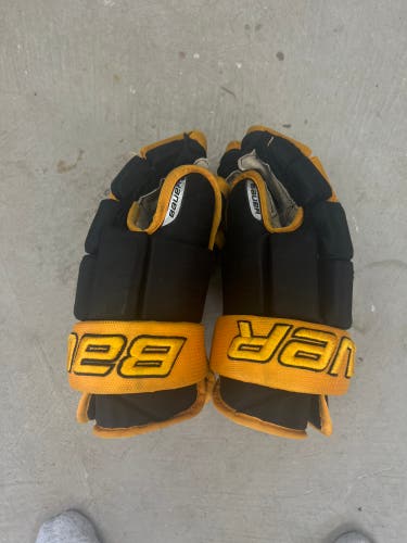 Bauer black and yellow gloves Size 14