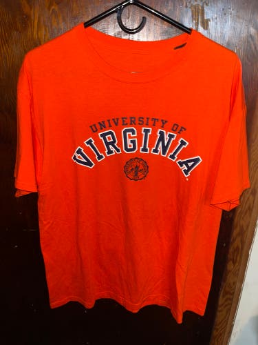University Of Virginia College Universiry Campus Cavaliers T Shirt Used Pre Own.