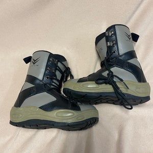 Used Vision Classic Size 4.0 (Women's 5.0) Snowboard Boots
