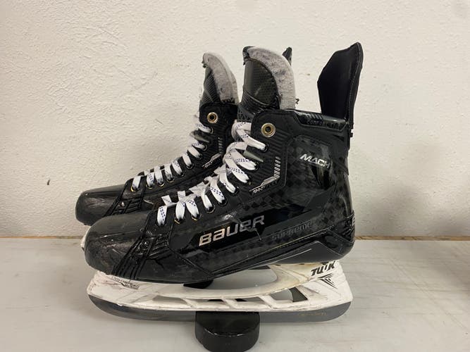 Bauer Supreme Mach Mens Pro Stock Size 9.5 Hockey Skates MIC 7209