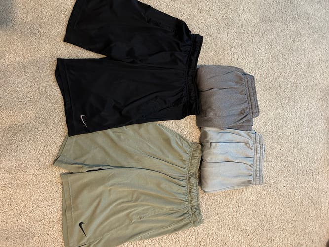 Nike Shorts & Under Armour Pants BUNDLE- Men’s M