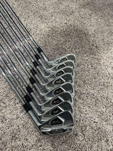Used TaylorMade Right Handed 8 Pieces PSi Tour Iron Set