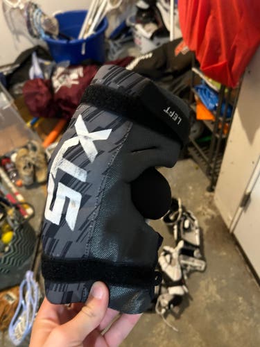 Used Youth STX Arm Pads
