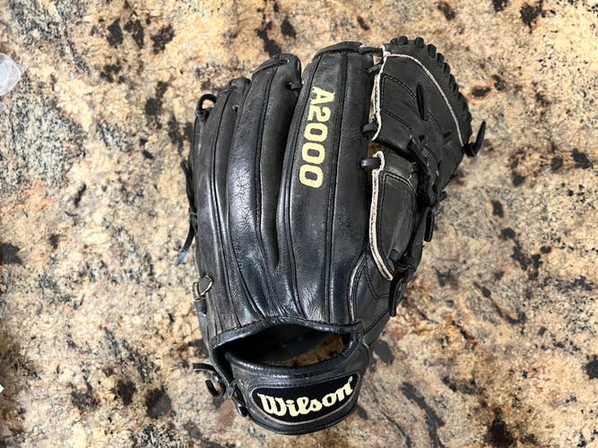 11.75" Wilson A2000 CK22 RHT Leather Baseball Glove