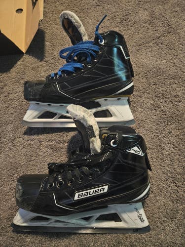 Used Intermediate Bauer Supreme S190 Hockey Goalie Skates Regular Width Size 4