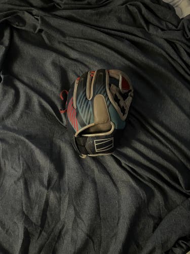 Used Right Hand Throw 11.5" REV1X Baseball Glove