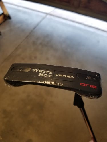 New Men's Odyssey White Hot Versa One Blade Right Handed Putter 35"