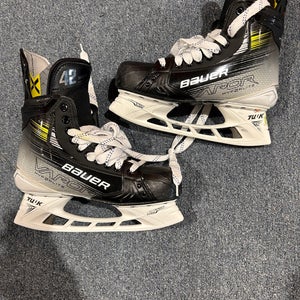 Lightly Used Pro Stock Manson Bauer Vapor Hyperlite 2 Skates Senior L/ 8.75 R/ 8.5