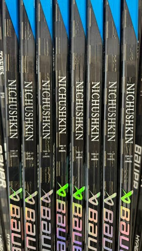 NICHUSHKIN P28 87 Flex Bauer Nexus Sync Left Hand Senior Pro Stock NHL Avalanche