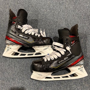 Lightly Used Cogliano Senior Bauer Regular Width 8.5 Vapor 2X Pro Hockey Skates