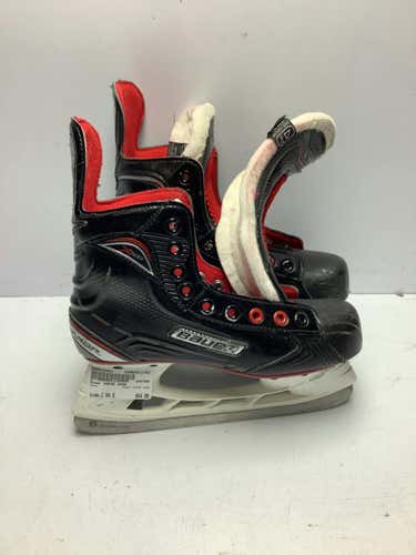 Used Bauer Vapor X500 Junior 04.5 Ice Hockey Skates