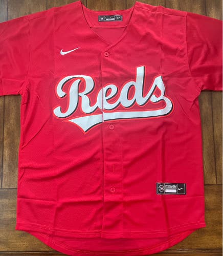 Elly De La Cruz Jersey NEW Medium Red Cincinnati Reds MLB Jersey