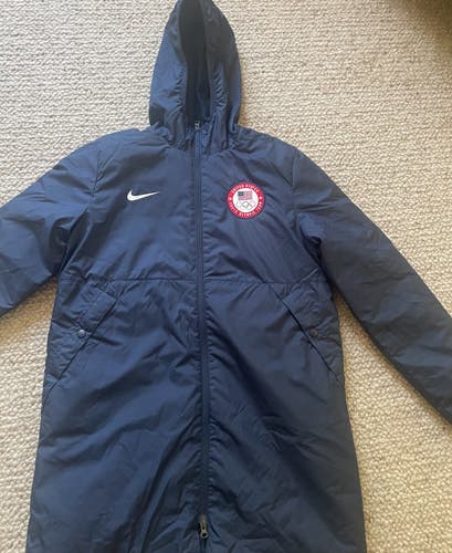 Nike U.S.A Youth Olympic Team Long Coat, Size Medium