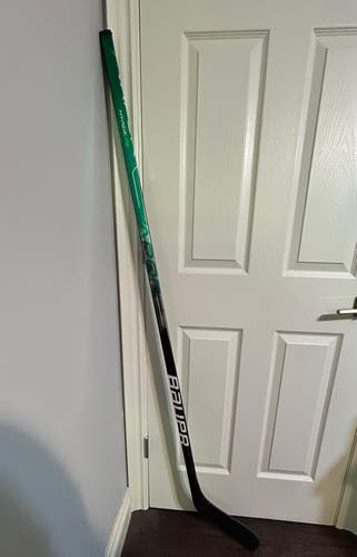 New Bauer Left Hand Vapor Hyperlite Hockey Stick