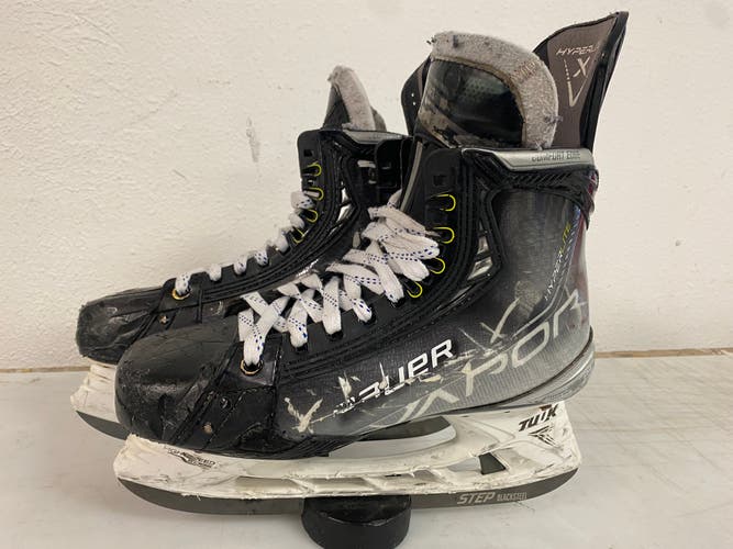 Bauer Vapor HyperLite Mens Pro Stock Size 10 Hockey Skates 4342