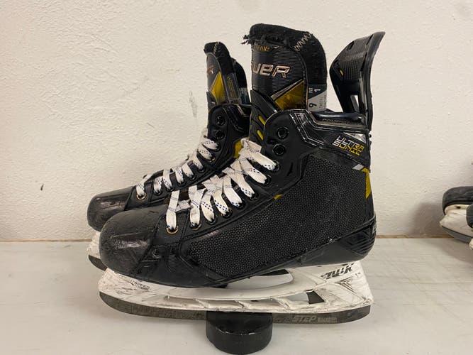 Bauer Supreme UltraSonic Mens Pro Stock Size 9 Hockey Skates 4338