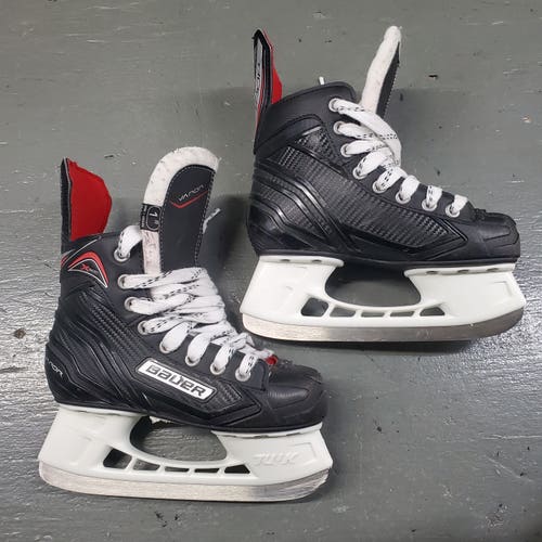 Junior Bauer Vapor X300 Hockey Skates Regular Width Size 1