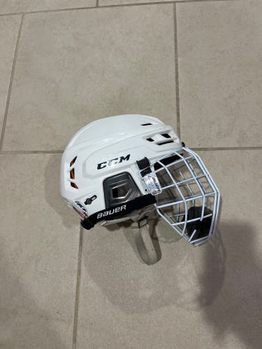 Ccm Tacks 710 Hockey Helmet