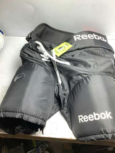 Used Reebok 14k Lg Hockey Shoulder Pads