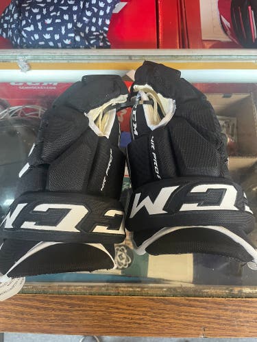 New  CCM 13" Tacks 4R Pro2 Gloves