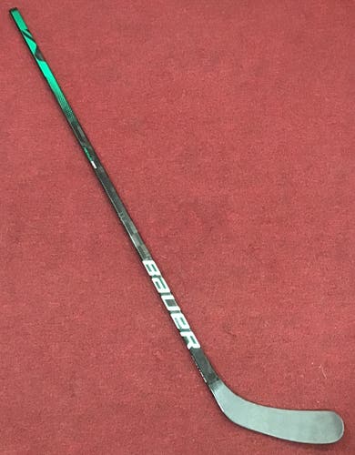 New Senior Bauer Left Hand Benn Curve Pro Stock Nexus Geo Hockey Stick Item#BNGG95