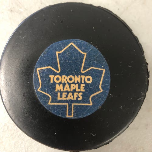 Toronto Maple Leafs puck (Vintage)