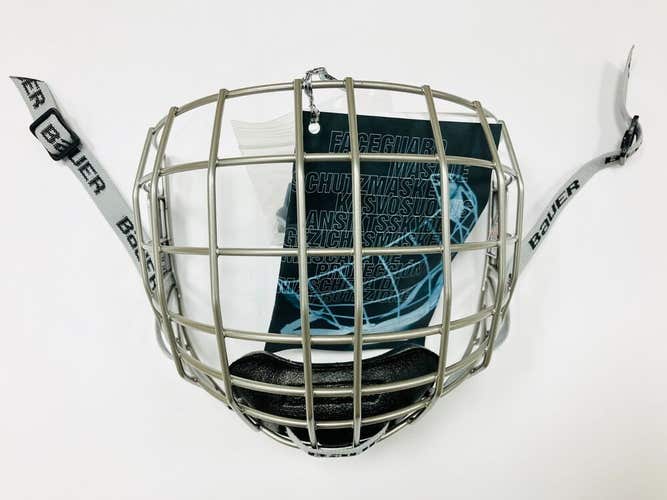 New Bauer FM4000 True Vision hockey cage silver size Small face mask ice player