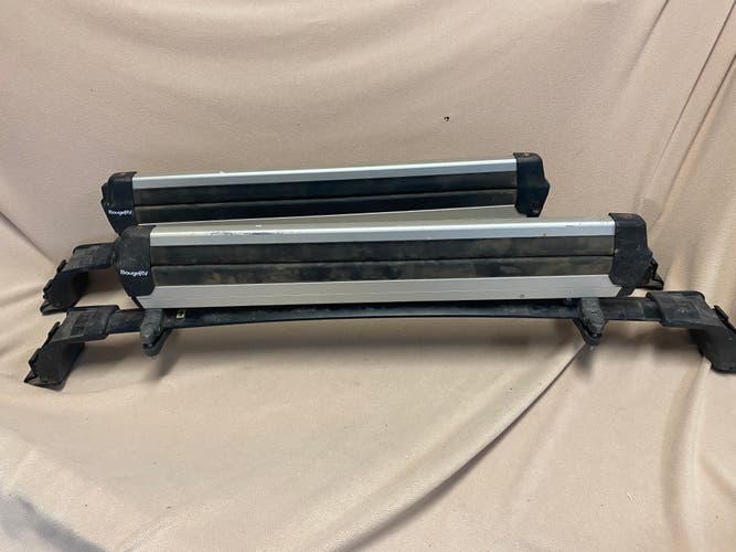 Used Bougerv Snowboard roof rack
