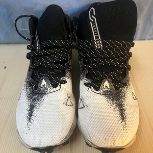Used Under Armour Locked Down Molded Baseball Shoe, Kids, Black/White, 4.5Y B R6 S3 L2