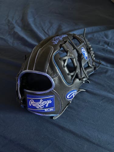 New Japanese Infield 11.5" Heart of the Hide Baseball Glove