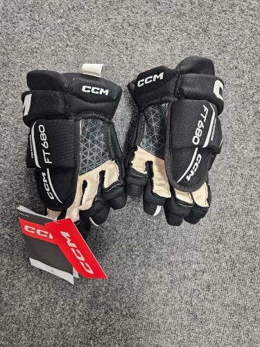 New CCM JetSpeed FT680 Gloves 12"