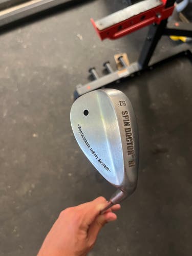 Used Right Handed Spin Doctor RI 52 Degree Wedge