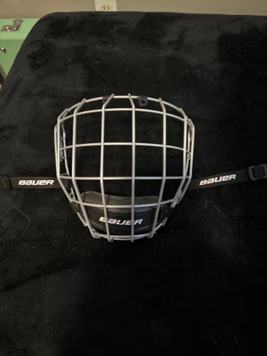 Bauer profile 2 helmet cage