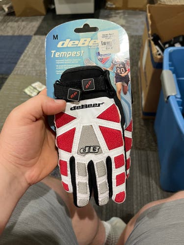 BNWT debeer Women’s Lacrosse Glove (M)