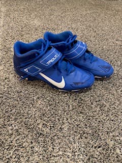 Blue Used Size 10 (Women's 11) Men's Nike Mid Top Molded Cleats