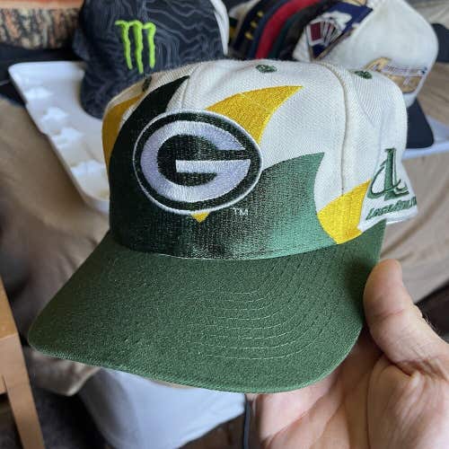 Vintage Green Bay Packers Double Shark Tooth Logo Athletic NFL Snapback Hat RARE