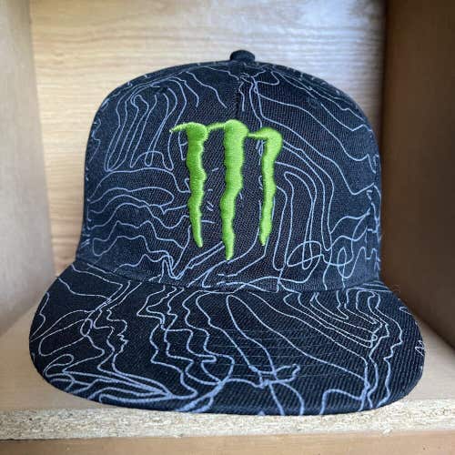 Monster Energy Fitted Hat Cap Grey Black Embroidered All Over Print Size 7 3/4