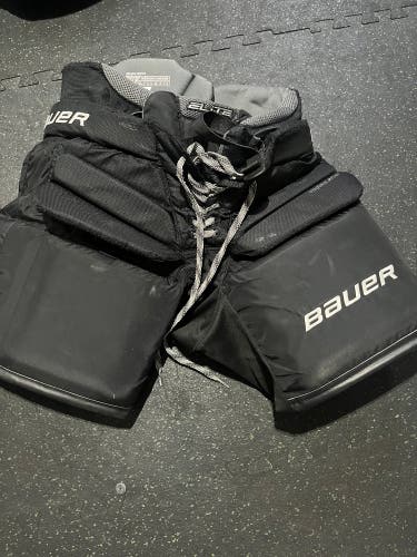 Used Intermediate Medium Bauer Elite Goalie Pants
