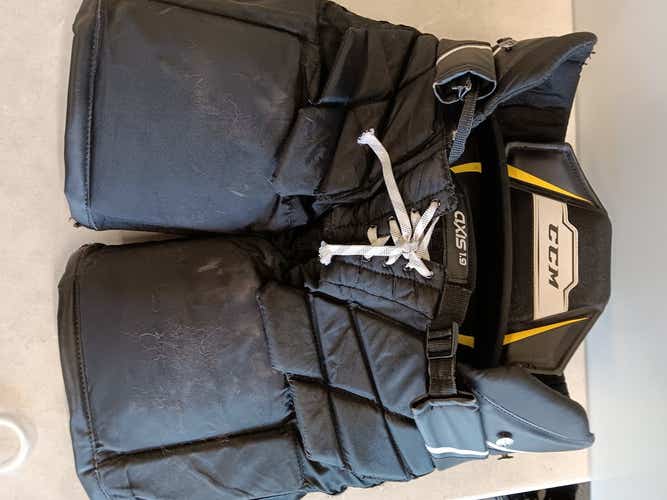 Used Ccm Axis 1.9 Sm Goalie Pants