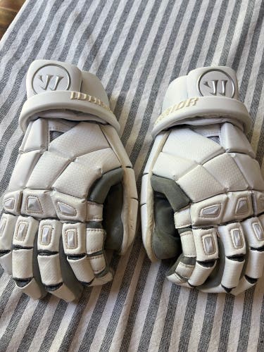 Warrior Nem3sis Pro Goalie gloves