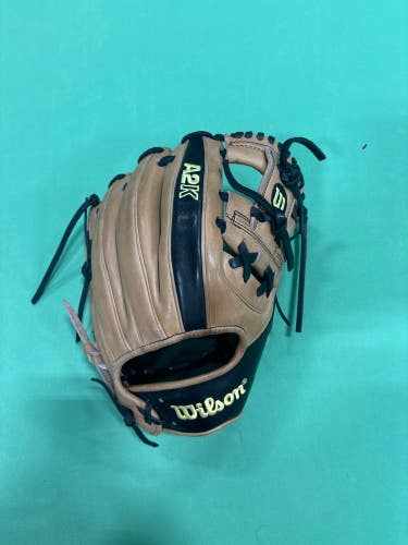 Brown Used Wilson A2K 1786 Right Hand Throw Infield Baseball Glove 11.5"